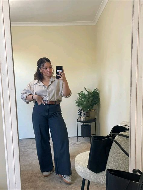 More Casual Than Business, Long Sleeves Outfit Plus Size, Hippy Professional Outfits, Winter Business Professional Outfits Plus Size, Business Outfits Midsize, Gen Z Business Casual Plus Size, Summer Office Outfits Midsize, Casual Work Outfits Women Plus Size, Outfits For Round Body Shape