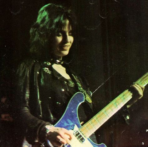 Gaye Advert, Maggot Brain, 70s Punk, Women Of Rock, Punk Aesthetic, 80s Bands, Musica Rock, Riot Grrrl, Joan Jett