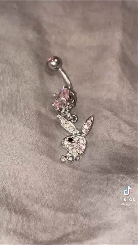 Belly Button Piercing Playbunny, Belly Button Piercing Play Boy Bunny, Belly Button Bars, Belly Peicerings, Y2k Belly Button Piercing, Cute Belly Rings, Belly Piercings, Bellybutton Piercings, Dope Jewelry Accessories