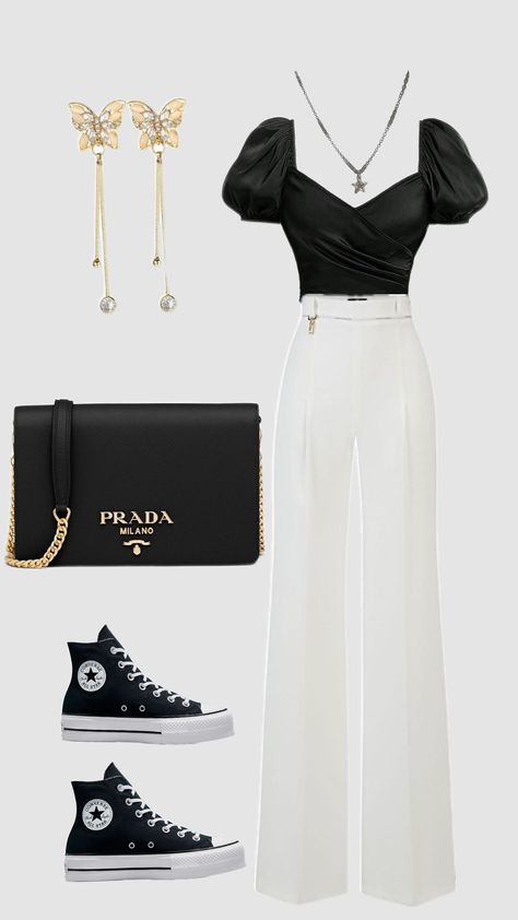 #pradaoutfits #oufits #blackandwhite #oufitaesthetic #oufitinspo #oufitideas #oufit #casual #aesthetic #prada #black Prada Clothes Women, Prada Outfits Women, Korean Outfits Aesthetic, Aesthetic Prada, Prada Outfits, Prada Clothes, Prada Fashion, Fashion Capsule Wardrobe, Korean Fashion Dress