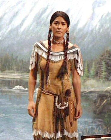 American Indian Girl, Native American Dress, Native American Woman, Native American Clothing, Native American Pictures, Wilde Westen, Native American Artwork, Night At The Museum, Native American Peoples