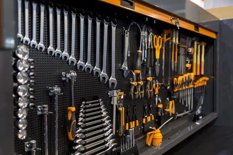 Organisation, Pegboard Ideas, Room Decor Inspiration, Garage Workshop Plans, Garage Design Interior, Garage Organisation, Garage Organization Tips, Pegboard Organization, Workshop Plans