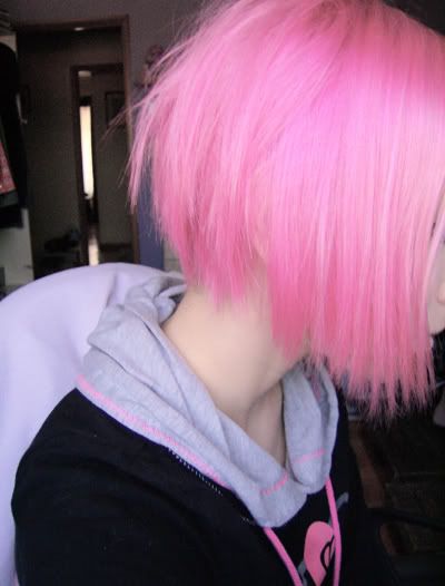 love the cut and the colour @fuckyeah-hair. tumblr Pink Short Hair, Undercut Haircut, Cotton Candy Hair, Candy Hair, Hair Color Pink, Short Hair Color, Pastel Hair, Hair Envy, Crazy Hair