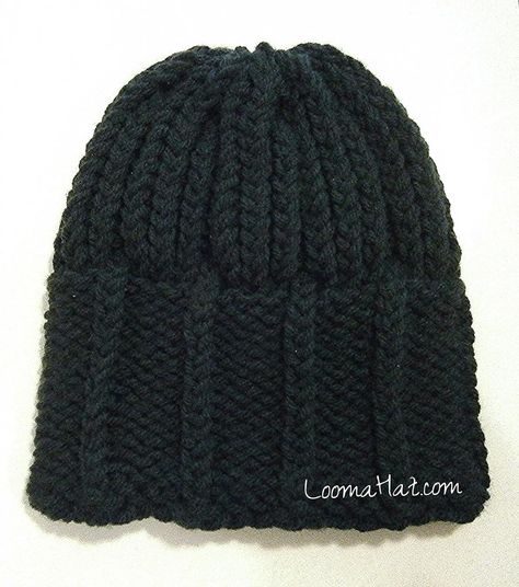 Men's knit hat.   I made this today for my husband. Went well, but wish I'd used thicker wool. Next time! Mens Loom Knit Hat, Mens Hat Pattern, Loom Knitting Patterns Hat, Loom Knitting Pattern, Round Knitting, Round Loom Knitting, Loom Hats, Loom Knitting Tutorial, Loom Knit Hat