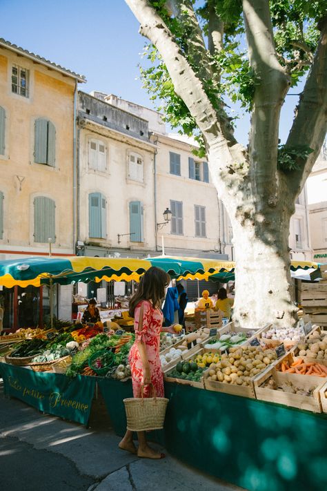 Provence France, Palmas, Best Seller Books, Italian Market, Summer Marketing, Vacation Aesthetic, Summer Romance, Break Time, French Market