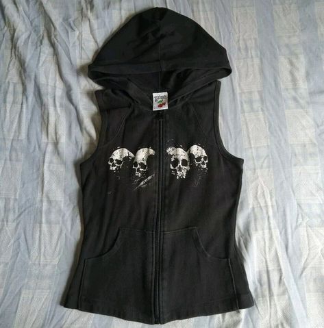 vintage rock steady hoodie hot topic mall goth skull tank Mall Goth Outfits, Thrift Manifestation, 2000s Mall Goth, Skull Tank, Rock Steady, 90s Vibes, Vintage Rock, Mall Goth