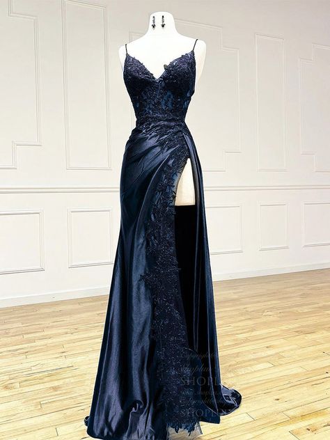 V Neck Lace Dress, Dark Blue Floor Length Dress, Dark Blue Semi Formal Dress, Navy Blue Dresses Prom, Dark Blue Dress Long Sleeve, Night Under The Stars Dress, Halloween Prom Dress, Dark Blue Masquerade Dress, Types Of Prom Dresses Chart