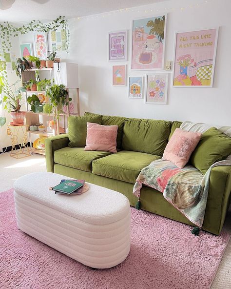 Cosy Pastel Living Room, Couch Room Aesthetic, Cute Living Room Inspiration, Light Pink And Green Living Room, Cute Room Inspo For Small Rooms, Pastel Boho Living Room, Pink And Green House Decor, Pink And Green Living Room Decor, Pink And Green Apartment