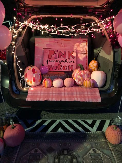 Trunk Or Treat Ideas For Tents, Aesthetic Trunk Or Treat, Pink Halloween Trunk Or Treat, Cowgirl Trunk Or Treat Ideas, Pink Trunk Or Treat, Pink Trunk Or Treat Ideas, Barbie Trunk Or Treat, Barbie Truck, Halloween Movie Night Party