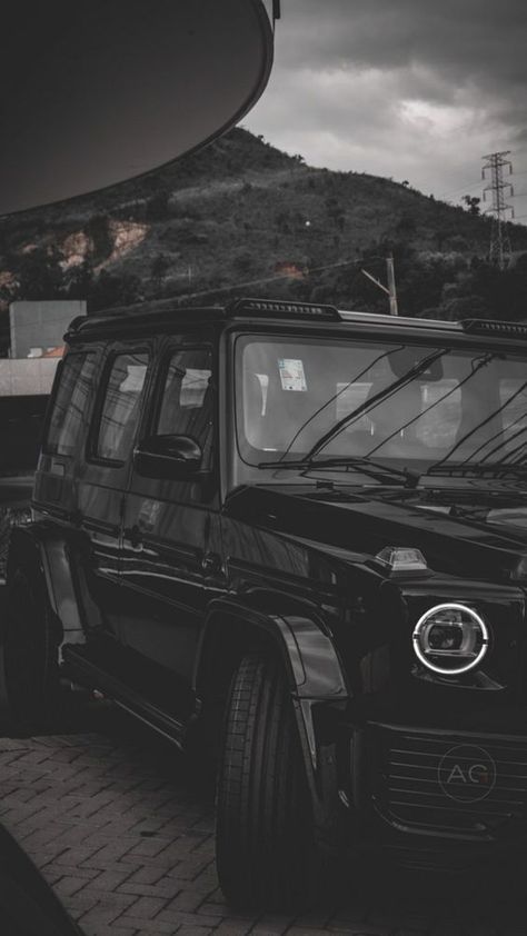 Black G Wagon, Mercedes Jeep, Black Mercedes, Jeep Wallpaper, Mercedes Benz Wallpaper, Mercedes Wallpaper, Amg Car, مرسيدس بنز, Dream Cars Mercedes