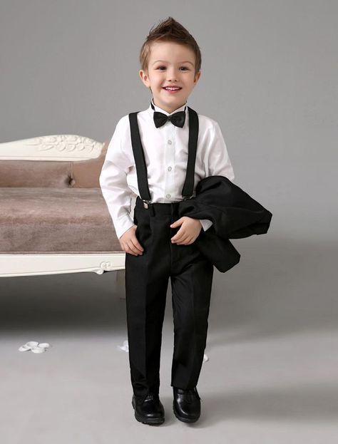 1000+ ideas about Boys Suits on Pinterest | Little Boys Suits, Baby Boy Suit and Kids Suits Ring Boy Outfits, Kids Formal Dresses, Ring Bearer Suit, Kid Tuxedo, Boys Formal, Tie Outfit, Boys Tuxedo, Ring Boy