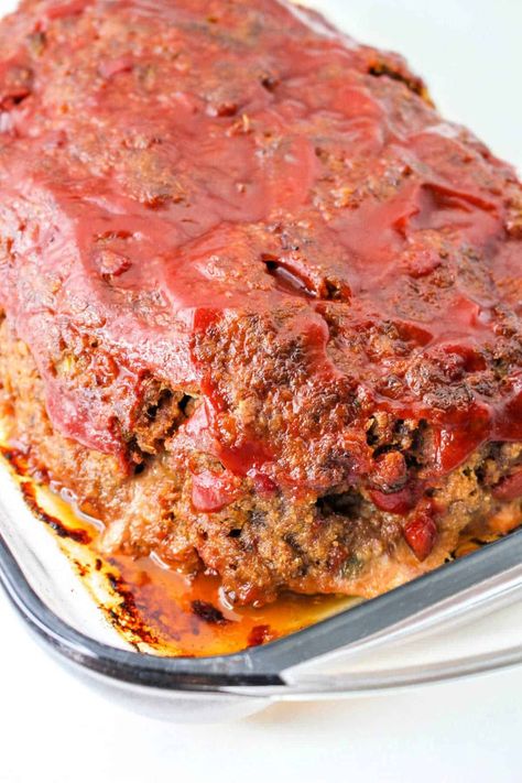 Bear Meat Recipe, Spicy Meatloaf, Diced Vegetables, Easy Ground Beef Dinner, Dance Easy, Cajun Meatloaf, Meatloaf Glaze, Leftover Meatloaf, Ground Beef Dinner