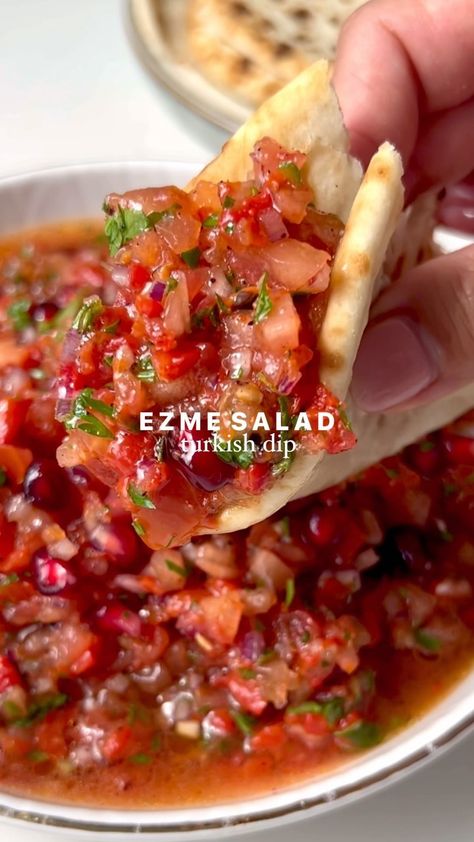 Elizabeth (Lilly) Assender | Episode 3 - It’s all about the dips: Ezme salad (Turkish dip) 🍅 I went to dinner with my friend who told me to order a Ezme salad, I… | Instagram Ezme Salad, Turkish Salad, Turkish Restaurant, Garlic Juice, Aleppo Pepper, Stuffed Pepper Dip, Favorite Dips, Crushed Garlic, Roasted Red Peppers