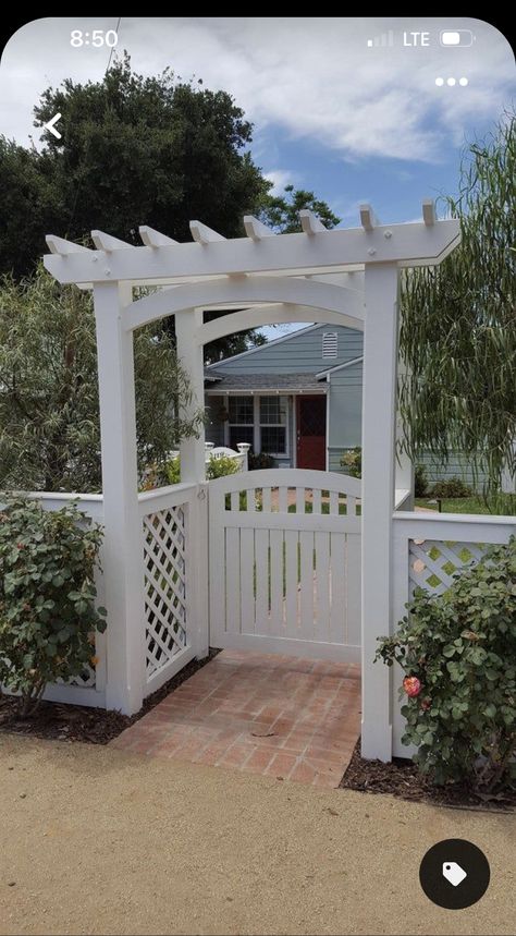 Bungalow Gate, Pergola Gate, Gate Pergola, Redwood Pergola, Gate Arbor, Pergola Build, Halloween Decor Inspiration, Easy Diy Halloween Decor, Garden Arbour