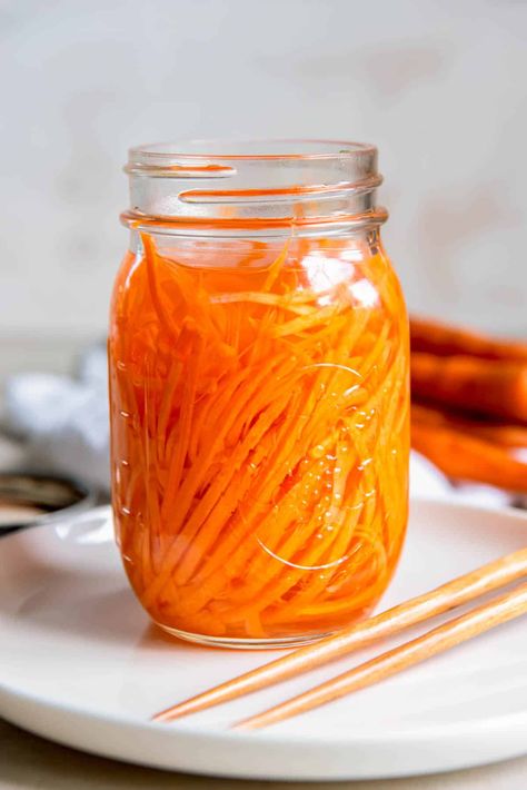 Quick Pickled Carrots Pickling Carrots Quick, German Pickled Vegetables, Dill Pickle Carrots, Quick Pickled Carrots Asian, Pickled Carrots Vietnamese Recipe, Picked Carrots Recipe, Japanese Pickled Carrots, Sweet Pickled Carrots, Pickled Onions And Carrots