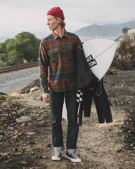 See this Instagram photo by @brixton • 1,900 likes Surf Outfit Women, Mens Surfer Style, Surfer Outfit, Surf Style Men, Looks Hip Hop, Style Skate, Cali Life, Surfer Style, Surf Lifestyle