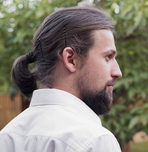 Mens Long Hair Ponytail Styles, Ponytail Length Chart, Men’s Ponytail Styles, Men’s Ponytail, Man Ponytail Hairstyles, Men With Ponytails, Men Ponytail Hairstyles, Ponytail For Men, Small Ponytail Hairstyles