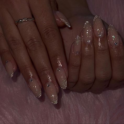 Short Nail Designs White Silver Glitter, Simple And Elegant Nails Classy, Nail Inspo White And Silver, French Nails Almond With Diamonds, Short Sparkly Nails Simple, Silver Clear Nails, Cute Almond Nails Design Birthday, Sparkly Birthday Nails Almond, Classy French Tip Nails Sparkle