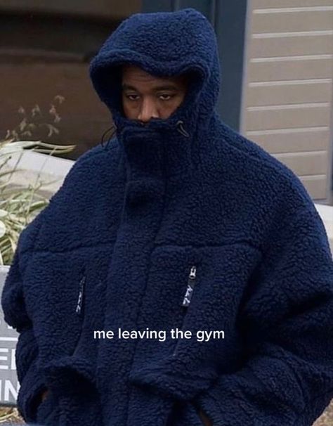 Gym Jokes, Gym Meme, Gym Humour, Gym Bro, Funny Words To Say, Winter Arc, Aesthetic Gym, Gym Aesthetic, Girl Memes