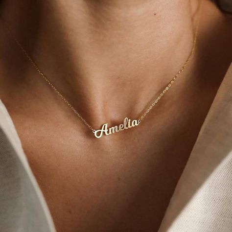 Solid Necklace, Gold Font, Inexpensive Jewelry, Name Necklaces, Mens Jewelry Necklace, Gold Name Necklace, Personalized Gifts For Mom, Custom Name Necklace, Cute Necklace