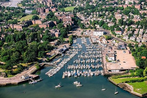 New Rochelle New York, Comp Sci, Long Island Sound, New Rochelle, Island Park, Weather Activities, Nature Preserve, Cloudy Day, Walk Of Fame