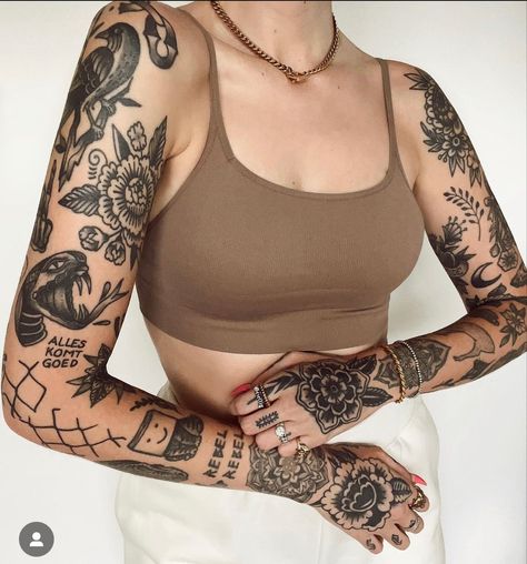 Traditional Tattoo Arm, Arm Cover Up Tattoos, Cover Up Tattoos For Women, Traditional Black Tattoo, Princess Tattoo, Girl Arm Tattoos, Traditional Tattoo Sleeve, Flash Tattoo Designs, Vibes Art