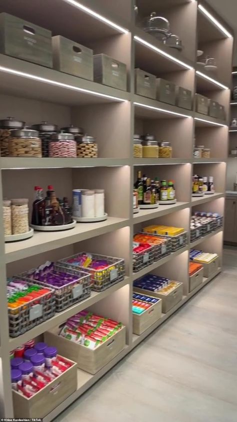 Dream Pantry Walk In, Kitchen Shelves Decor, Luxury Pantry, Khloe Kardashian House, Dream Pantry, Modern Pantry, Kardashian Home, House Pantry, Kitchen Floating Shelves