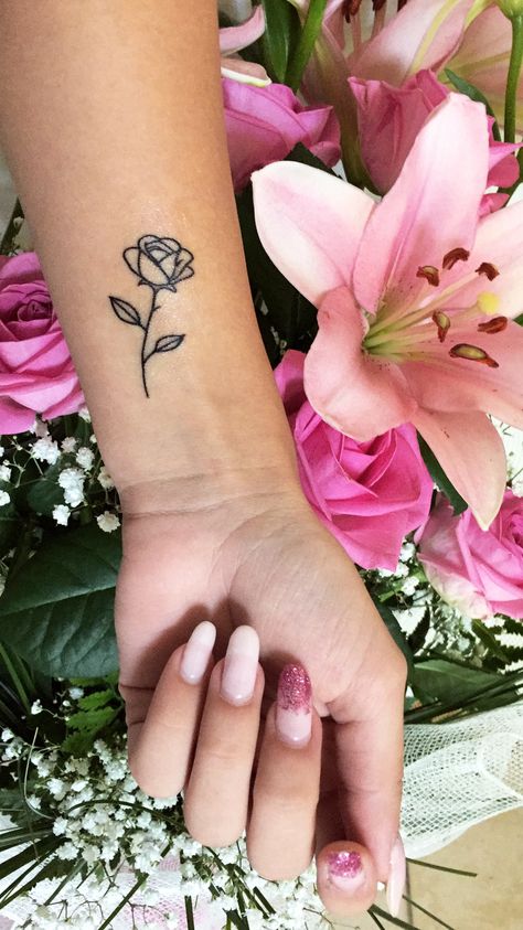 Tiny Rose Tattoo Wrist, Rose Wrist Tattoos, Tiny Rose Tattoo, Rose Wrist Tattoo, Rose Tattoo Wrist, Wrist Tattoos Girls, Rose Tattoos For Women, Tattoo Wrist, Tattoo Rose