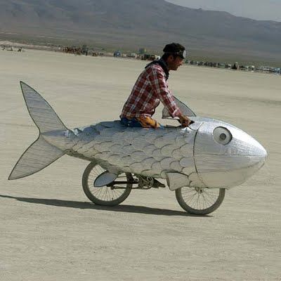 Fish Bike! Burning Man Art, Vintage Foto's, Black Rock Desert, Columbia Missouri, Black Rock City, Burning Man Festival, Mv Agusta, Man Art, Black Rock