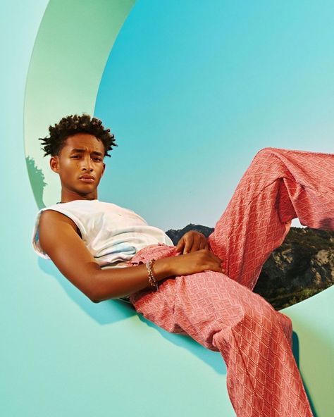 Jaden Smith Photoshoot, Keenan Te, 2023 Era, Willow And Jaden Smith, Flexibility Dance, Hottest Guys, Jaden Smith, Mac Miller, Daily Drawing