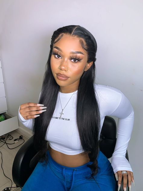 Ree Ree🧸 on Twitter: "these kinda cute… " Human Lace Front Wigs, Brazilian Straight Hair, Baddie Hairstyles, Black Natural Hairstyles, Natural Hair Color, Lace Wig, Aesthetic Hair, Straight Hair, Weave Hairstyles