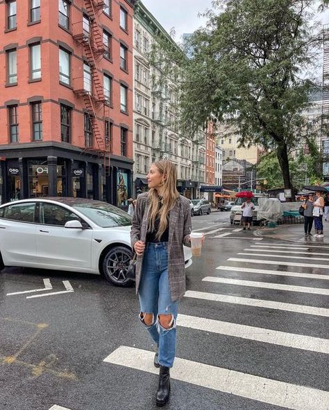 Rainy Day Outfit Fall, Rainy Fall Outfit, Outfit Casual Chic, Black New York, Nyc Outfits, Blazer Outfits Casual, Fall Ootd, Ootd Fall, Outfit Chic