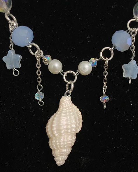 Mermaid Royalty necklace #jewelry #smallbusiness #designer #fairycore #cottagecore #necklace #silver #necklaces #seashell #shell #ocean #mermaid #pearl Sirencore Accesories, Silver Shell Necklace, Cute Girly Crafts, Ocean Jewelry Aesthetic, Mermaid Jewelry Aesthetic, Mermaid Core Jewelry, Mermaid Royalty, Mermaid Jewlery, Royalty Necklace