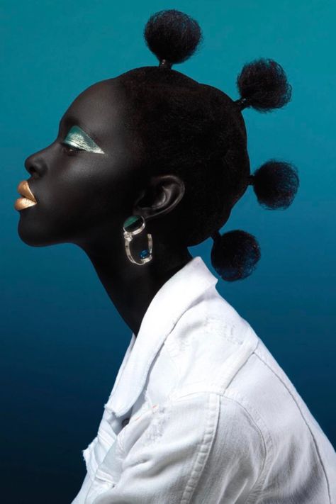 @hannah.magazine   - Follow Alert: 13 Inspiring Instagram Accounts That Celebrate Black Beauty Inspiring Instagram Accounts, Face Drawing Reference, Photographie Portrait Inspiration, Face Photography, Hair Reference, Portrait Inspiration, Black Women Art, 인물 사진, Fashion Editorial