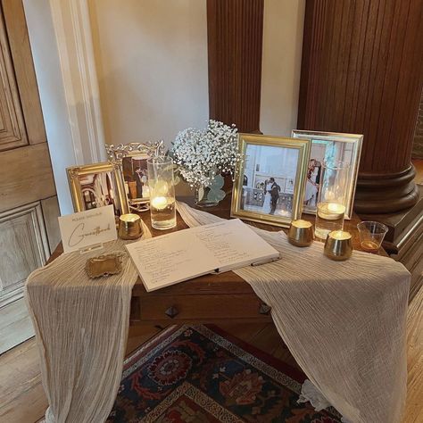 Welcome Book Table, Welcome Table Bridal Shower, Welcome Table With Pictures, Welcome Table Engagement Party, Sign In Table Wedding Ideas, Wedding Front Table Decorations, Photo Display Table Wedding, Engagement Party Photo Table, Guest Book Display Table