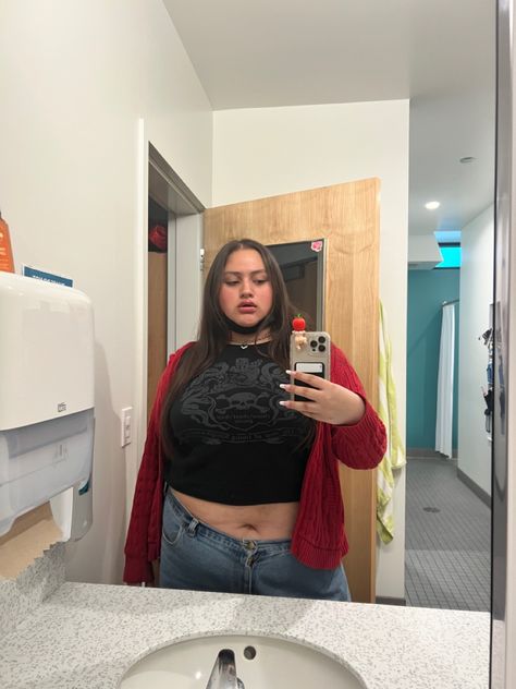 Rat Girl, Spring Inspo, Chubby Fashion, Plus Size Fits, Aesthetic Clothing, School Fits, Curvy Outfits, Streetwear Outfits, Dream Clothes