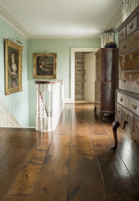 Old Flooring, Reclaimed Wood Flooring, Vintage Wooden Floor, Oak Flooring Bedroom, Livibg Room, Dark Oak Furniture, 1800s House, Oak Furniture Living Room, Reclaimed Oak Flooring