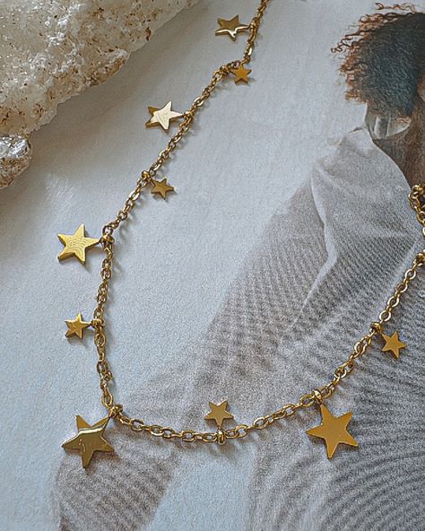 did you see the new stars👀 ⭐️ Gold Star Necklace, Forever Necklace, Mood Jewelry, Star Necklace Gold, Jewelry Board, Summer Ootd, Five Pointed Star, Jewelry Boards, Pretty Jewelry