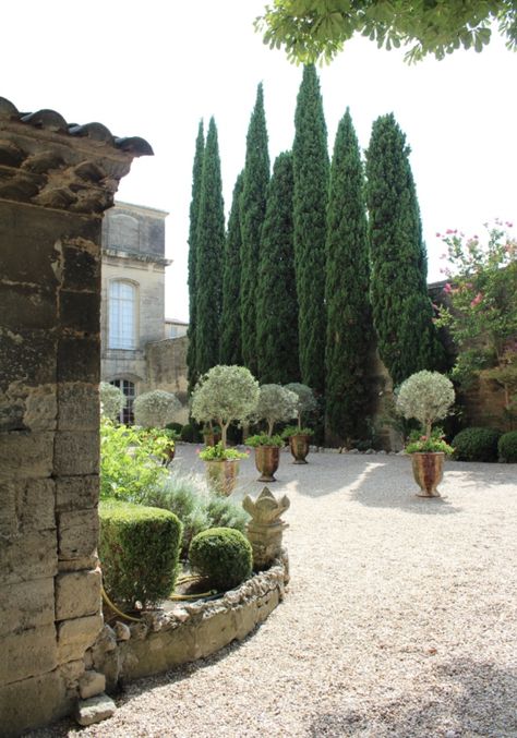 A Chic and Stylish Guide to Uzes, France Garden South Of France, South Of France Vineyards, South France Countryside, South Of France Architecture, South Of France House, Uzes France, South France Villages, Roman Aqueduct, Tuscan Garden