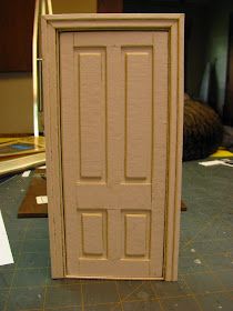 Miniature Doors, Dollhouse Door, Dollhouse Interior, Dolls House Ideas, Dollhouse Building, Dollhouse Tutorials, Miniature Items, Dolls House Furniture, Doll House Ideas