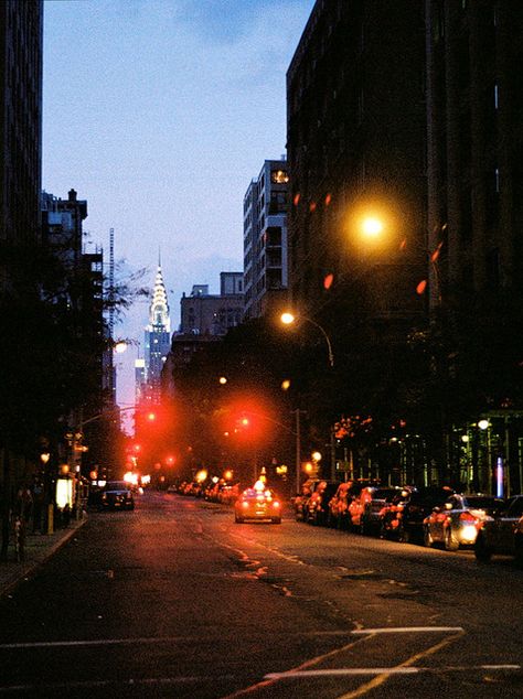 New York / photo by Shawn Lenker Empire State Of Mind, New York Photos, I Love Ny, City Vibe, Dream City, City Street, Concrete Jungle, Night City, City Aesthetic