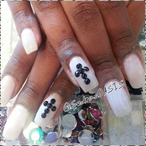 Black Rhinestone Cross on simple White Polished Acrylic Nails Black Toes, Milky White Nails, Metallic Nails, Rhinestone Cross, Nails Black, Milky White, Simple White, Black Rhinestone, Rhinestone Nails