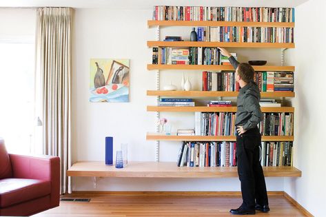 How To Make Floating Shelves, Wall Shelving Systems, Ikea Floating Shelves, Long Floating Shelves, Floating Books, Reclaimed Wood Floating Shelves, Oak Floating Shelves, Floating Shelf Decor, Condo Living Room