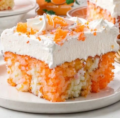 Orange Crush Poke Cake – Naomi's Recipes Orange Layer Cake Recipe, Orange Crush Cake, Fluffy White Cake, Orange Layer Cake, Low Calorie Cake, Bakery Goods, Poke Cakes, Sweet Party, Refreshing Desserts