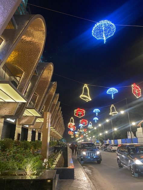 Galerie la Fontaine | Christmas lights | Christmas aesthetic | Christmas in Congo Drc Congo Aesthetic, Congolese Aesthetic, Congo Aesthetic, Congolese Culture, Congo Drc, Images Harry Potter, Dr Congo, Urban Fabric, Aesthetic Christmas