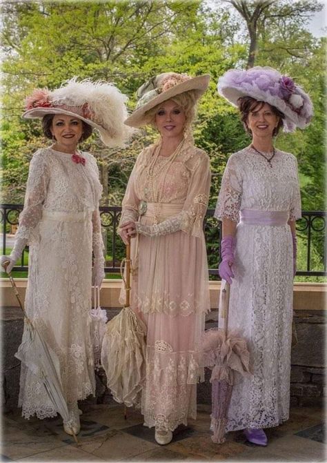 1800s Fashion Poor, 1910s Fashion Women, 1912 Dress, 1912 Fashion, Titanic Costume, Tea Party Attire, Edwardian Gowns, Victorian Tea Party, Edwardian Costumes