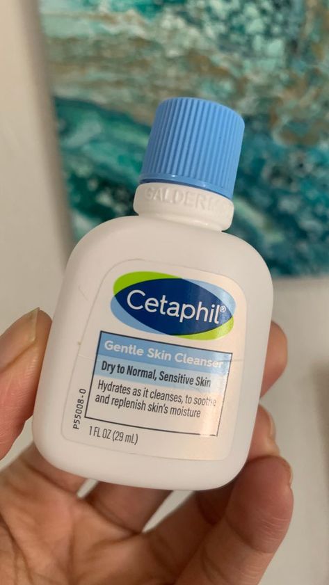 Cetaphil Face Wash, Milk Face Wash, Cetaphil Gentle Skin Cleanser, Hydrating Face Wash, Green Quotes, Removing Makeup, Gentle Skin Cleanser, Skin Cleanser, Strawberry Blonde Hair