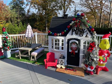 Diy Playhouse Makeover Christmas, Playhouse Christmas Makeover, Playhouse Christmas Decor, Penny Activities, Playhouse Redo, Christmas Playhouse, Diy Playhouse Makeover, Toy Makeover, Playhouse Diy