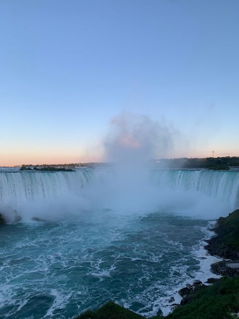 Niagara Falls Sunset, Niagara Falls Aesthetic, Canadian Aesthetic, Canada Aesthetic, Niagara Falls Trip, Visit Toronto, Canada Summer, Canada Pictures, Canada Photography