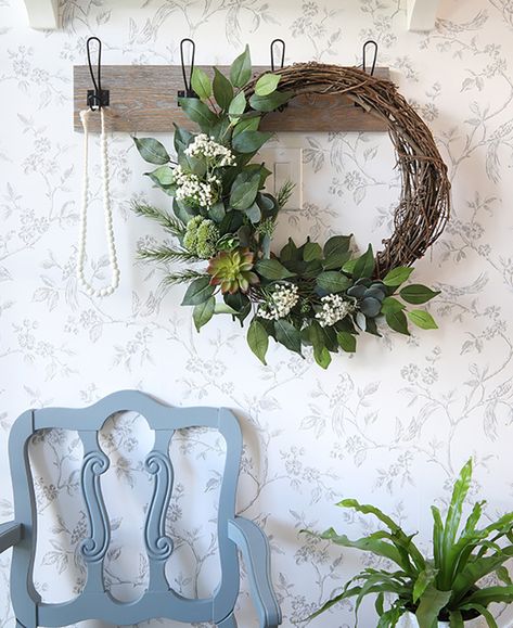 Make Your Own Wreath, Willow Wreath, Easter Wreath Diy, All Season Wreath, Wall Wreath, Christmas Crafts To Make, Fabulous Christmas, Holiday Craft, Greenery Wreath